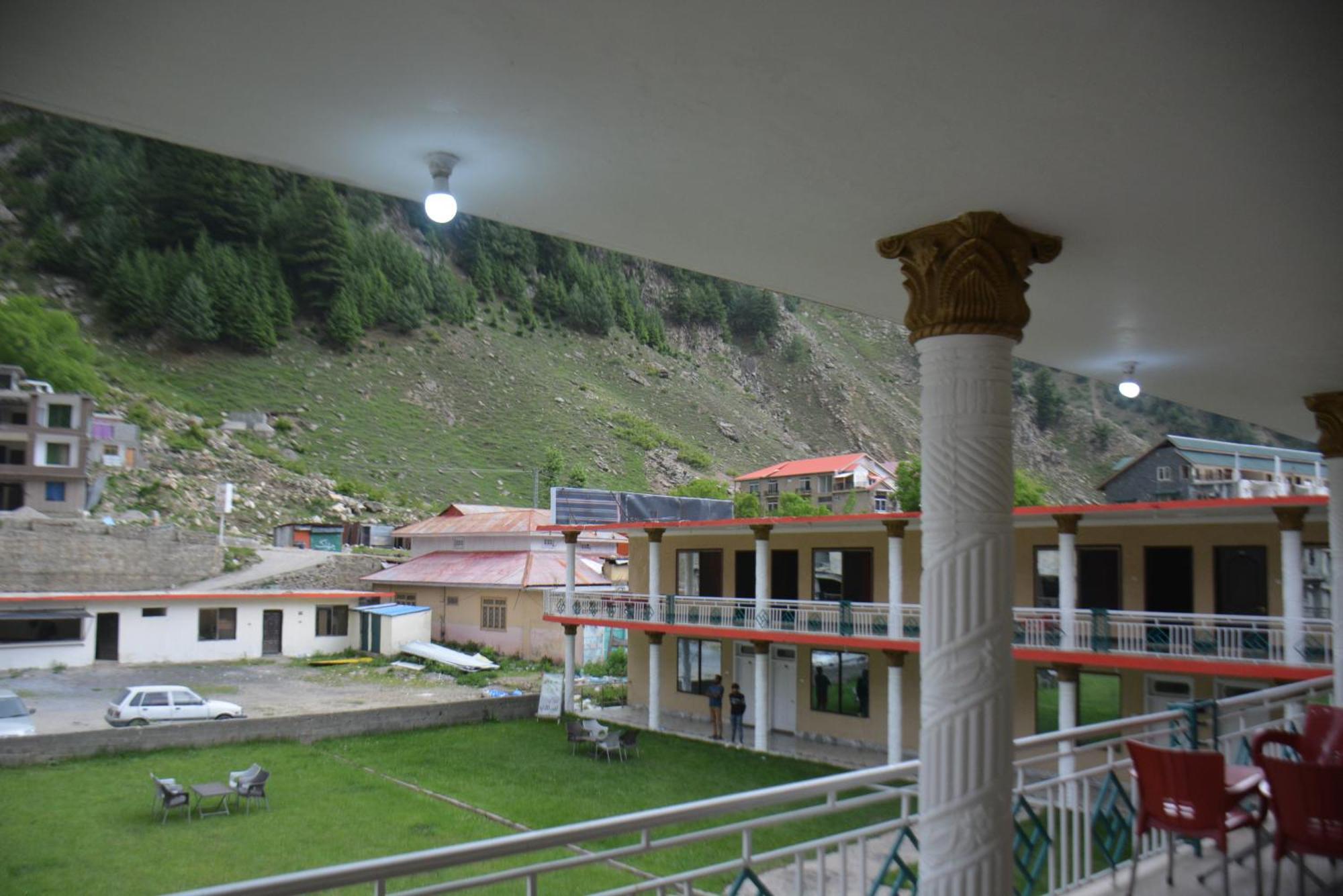 Hotel Pine Hills, Naran Exterior photo