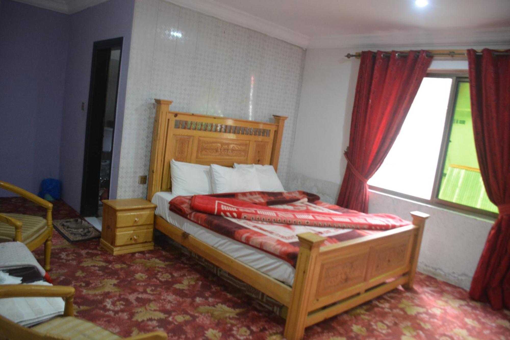 Hotel Pine Hills, Naran Exterior photo