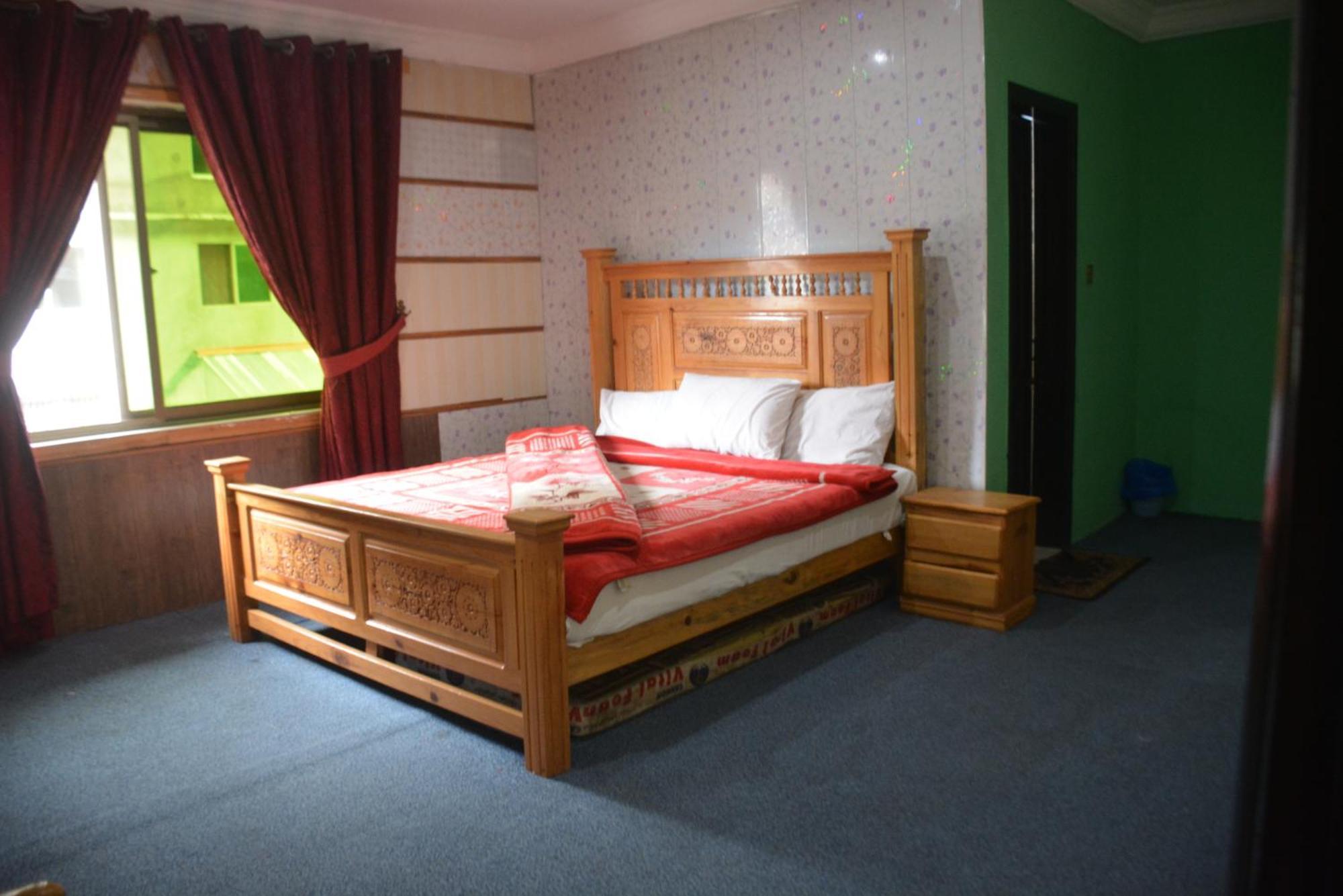 Hotel Pine Hills, Naran Exterior photo