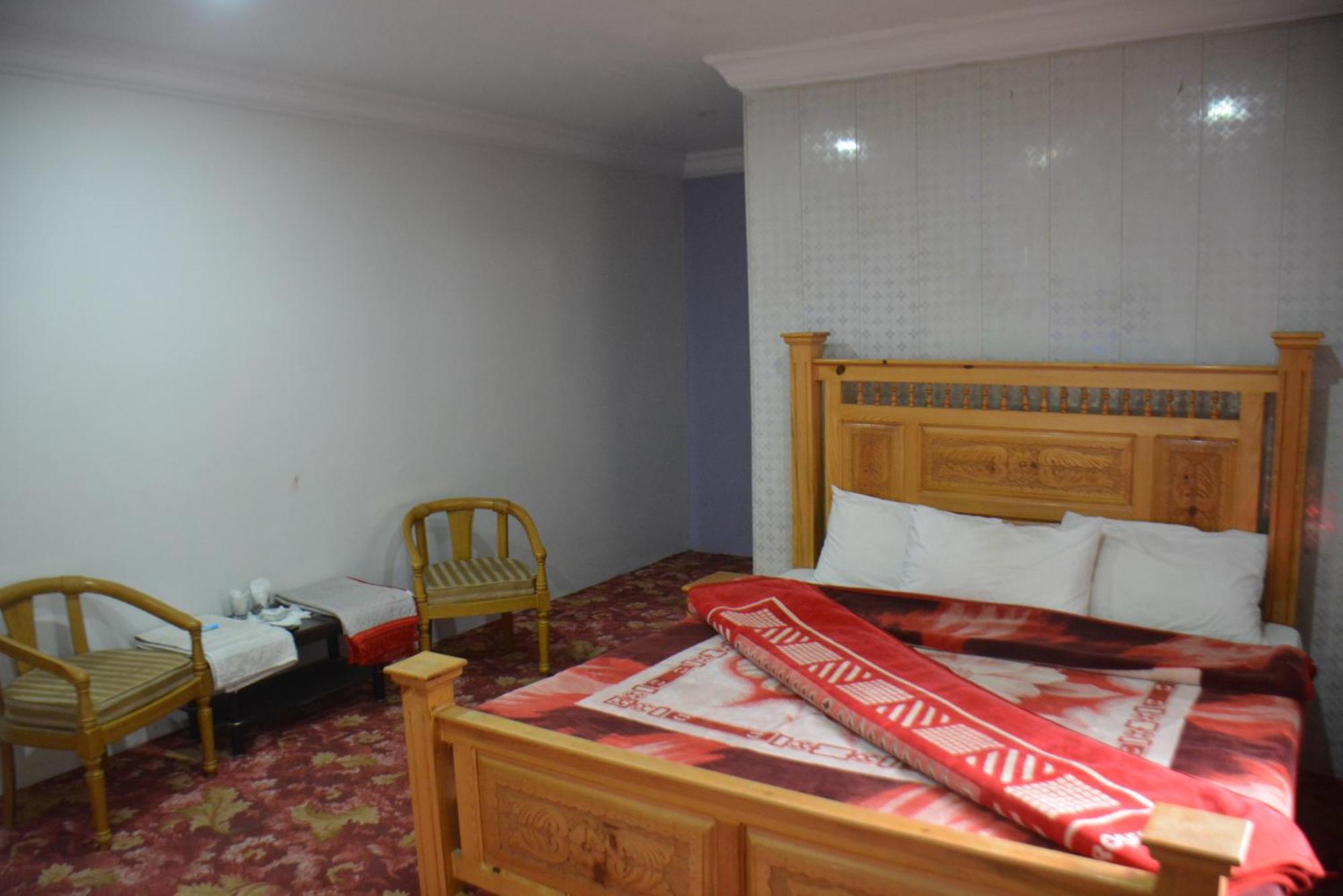 Hotel Pine Hills, Naran Exterior photo