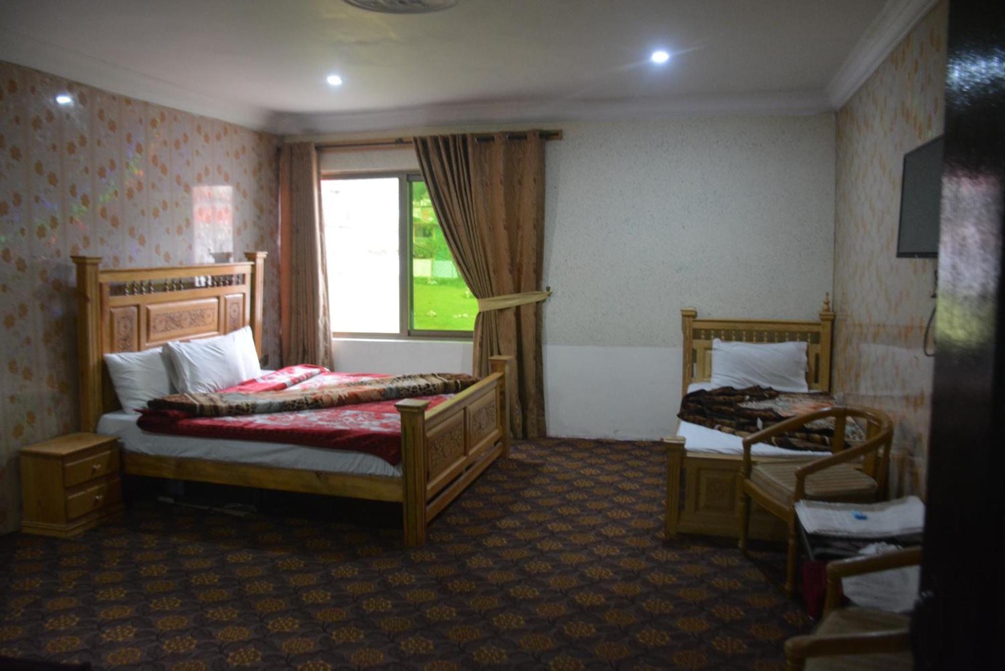 Hotel Pine Hills, Naran Exterior photo