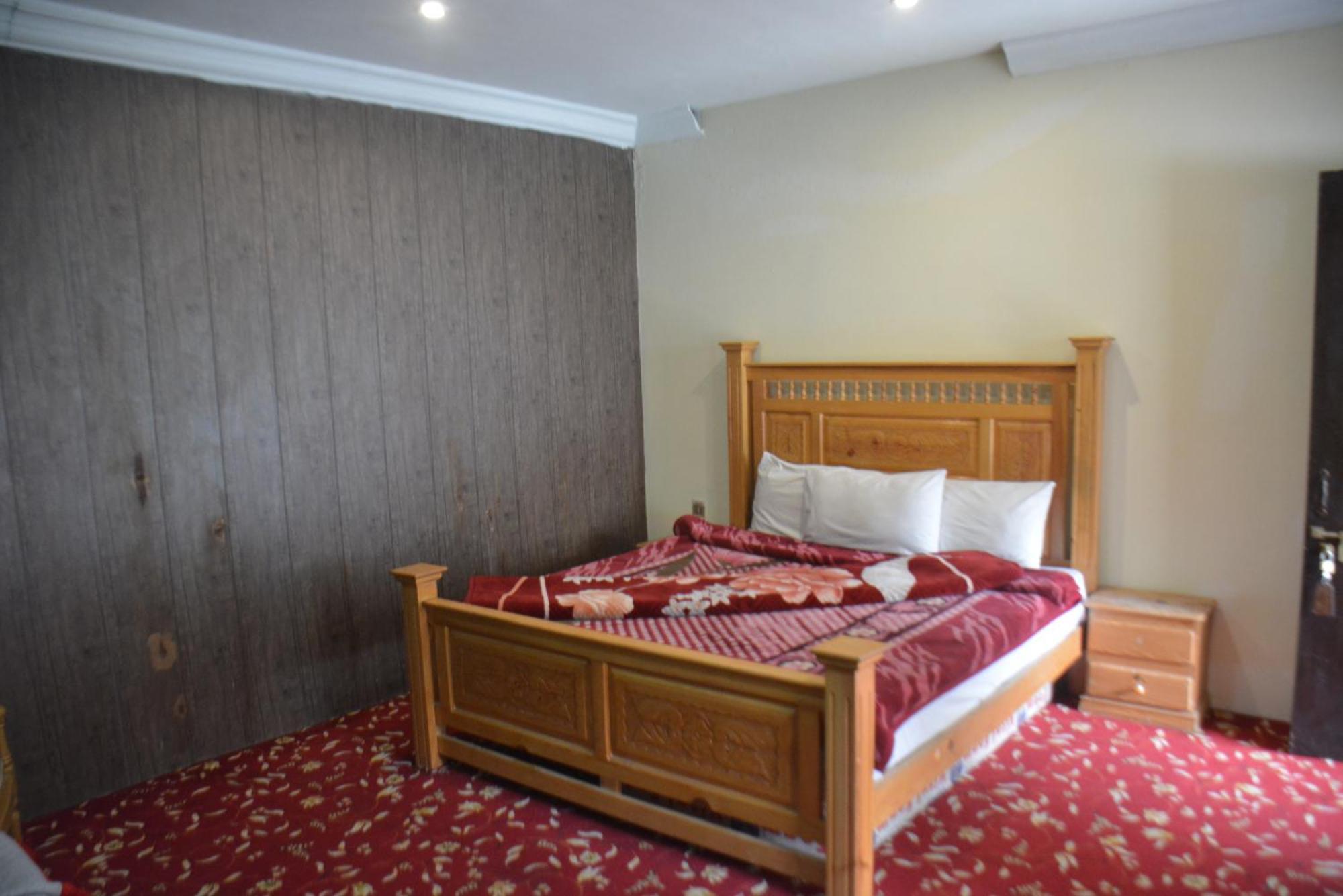Hotel Pine Hills, Naran Exterior photo