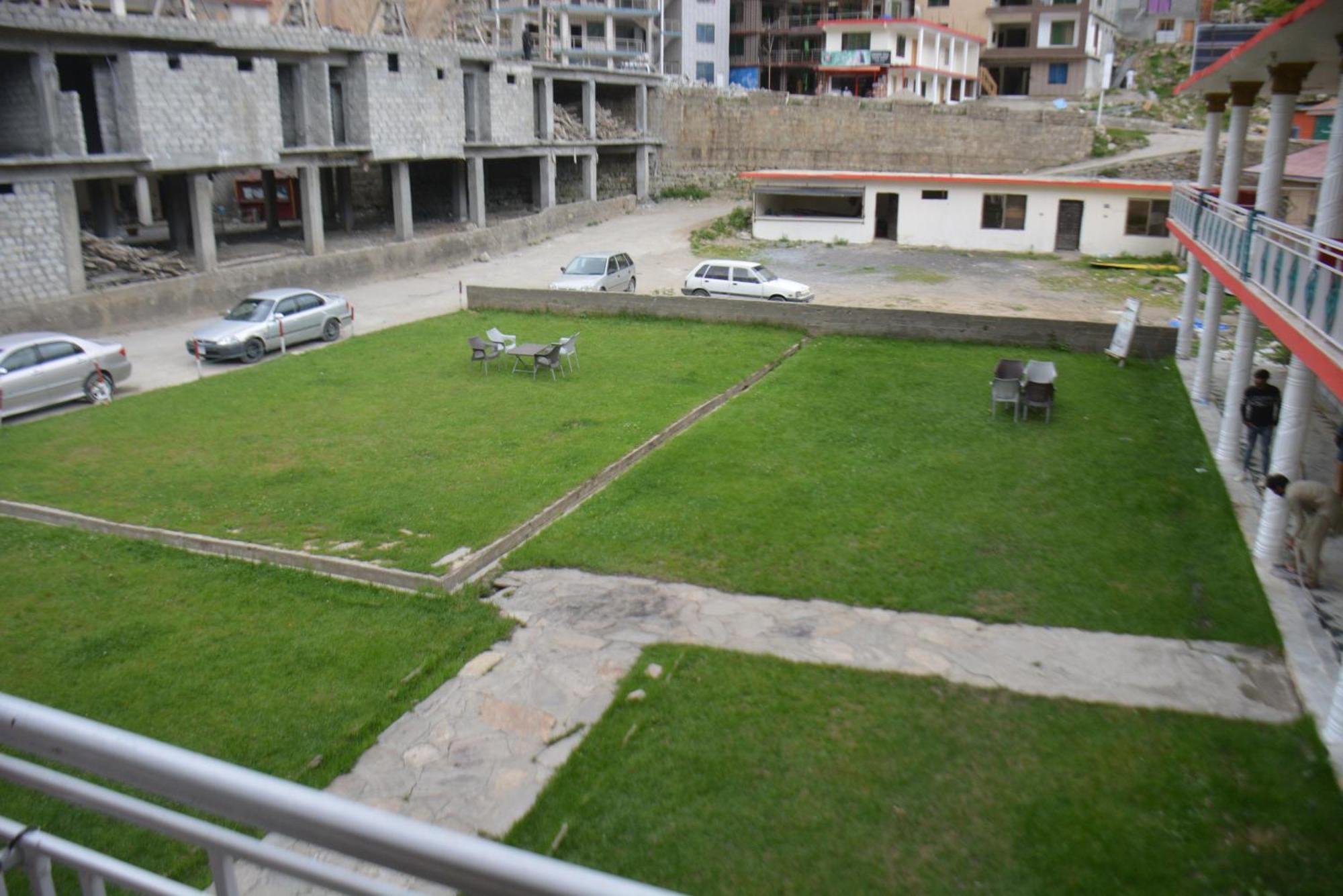 Hotel Pine Hills, Naran Exterior photo