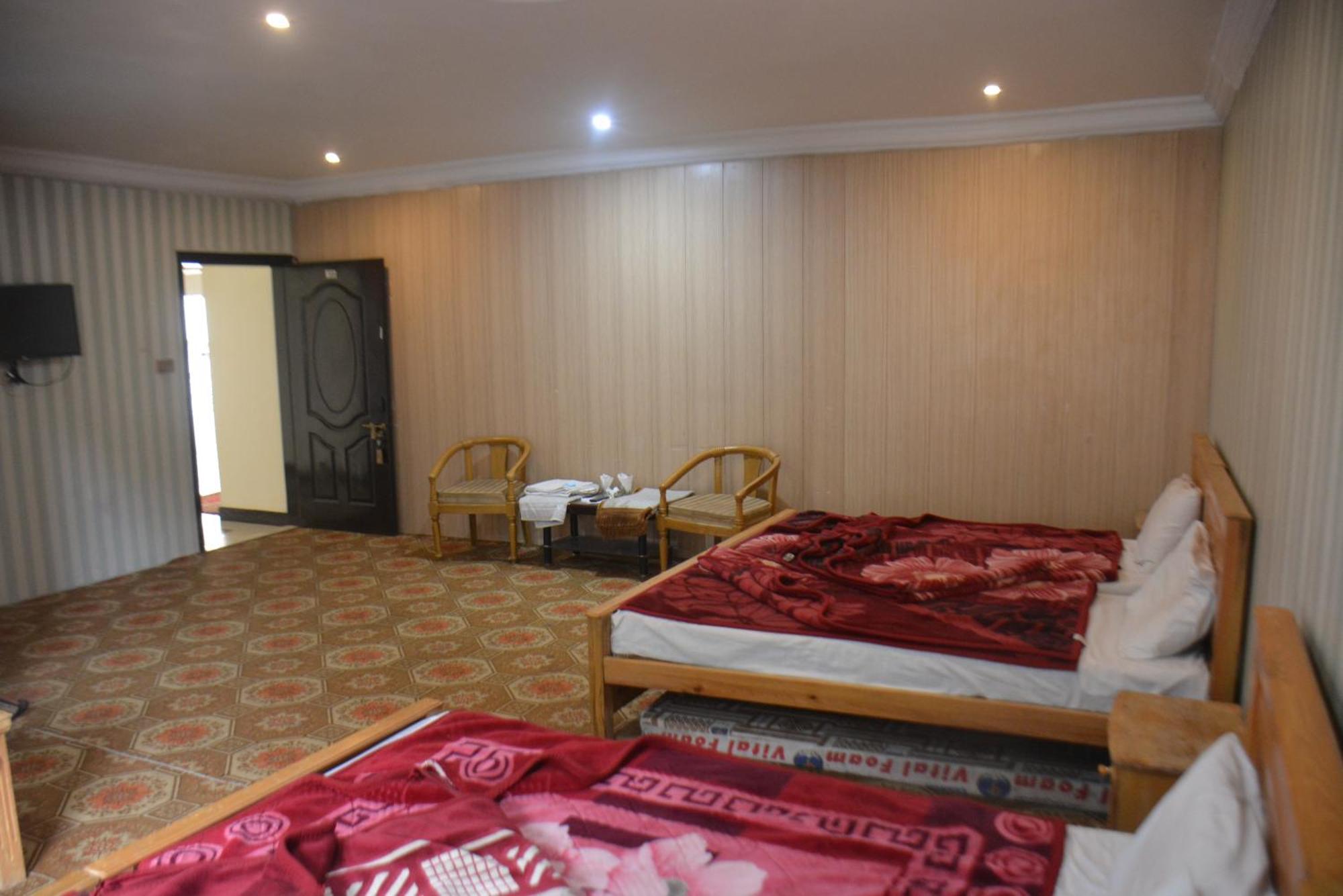 Hotel Pine Hills, Naran Exterior photo